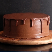 עוגת שוקולד טבעונית