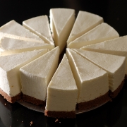 עוגת גבינה קרה מ-5 מרכיבים
